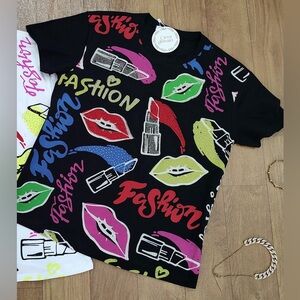 NWT Black Rhinestone Lipsticks Graphic Tee - Size L
